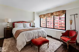 200 E 61st St, New York City, NY 10065 - Photo 6