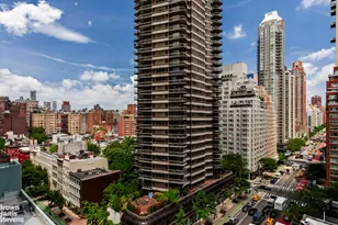 200 E 61st St, New York City, NY 10065 - Photo 12