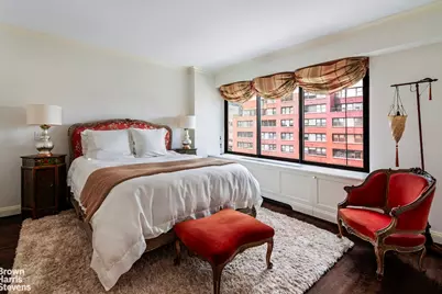 200 E 61st Street #12CD, New York City, NY 10065 - Photo 6