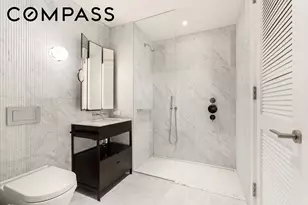 135 E 47th St, New York City, NY 10017 - Photo 4