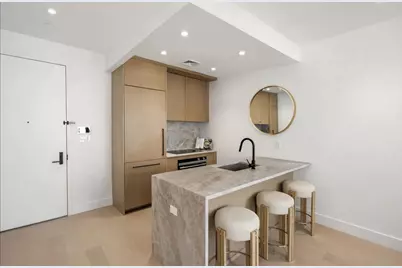 772 Metropolitan Avenue #4-F, Brooklyn, NY 11211 - Photo 2
