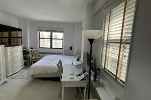 240 E 76th St, New York City, NY 10021 - Photo 18