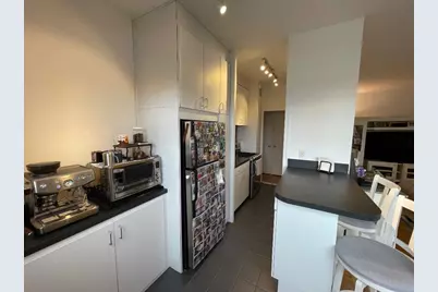 240 E 76th Street #17H, New York City, NY 10021 - Photo 10
