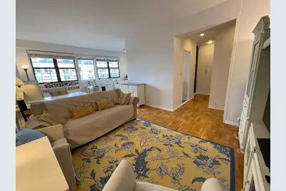 240 E 76th Street #17H, New York City, NY 10021 - Photo 2