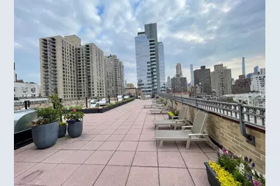 240 E 76th Street #17H, New York City, NY 10021 - Photo 26