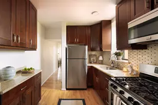 610 E 5th St, New York City, NY 10009 - Photo 6