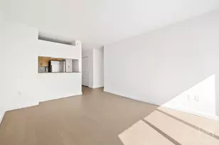 561 10th Ave, New York City, NY 10036 - Photo 4