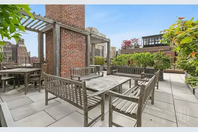 28 E 10th Street #10B, New York, NY 10003 - Photo 12