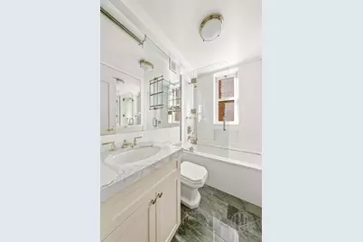28 E 10th Street #10B, New York City, NY 10003 - Photo 8