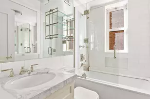 28 E 10th St, New York City, NY 10003 - Photo 8