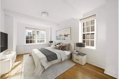 28 E 10th Street #10B, New York City, NY 10003 - Photo 6