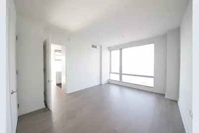 555 10th Avenue #52B, New York, NY 10018 - Photo 4