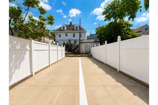 78-51 80th St, New York City, NY 11385 - Photo 14