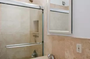 333 E 34th St, New York City, NY 10016 - Photo 18