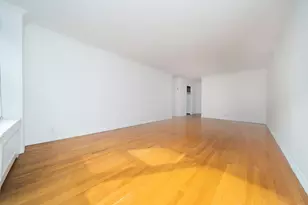 333 E 34th St, New York City, NY 10016 - Photo 8