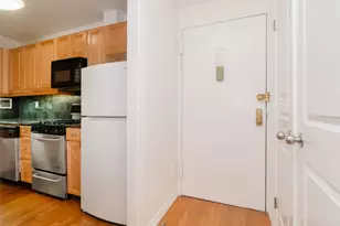 333 E 34th St, New York City, NY 10016 - Photo 6