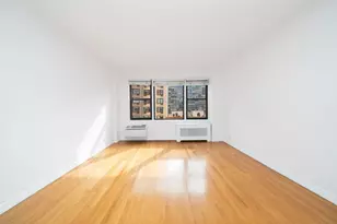 333 E 34th St, New York City, NY 10016 - Photo 2