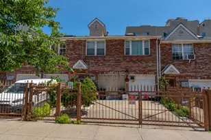 1556 Longfellow Ave, New York City, NY 10460 - Photo 1