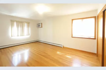 735 Woodrow Road, New York City, NY 10312 - Photo 8
