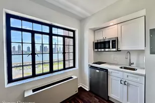 5 Tudor City Pl, New York City, NY 10017 - Photo 2