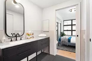 547 W 47th St, New York, NY 10036 - Photo 6