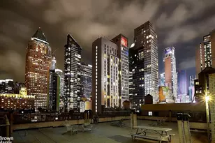 325 W 45th St, New York City, NY 10036 - Photo 4
