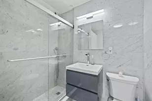 301 E 62nd St, New York City, NY 10065 - Photo 6