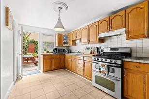 150 Powers St, New York City, NY 11211 - Photo 2