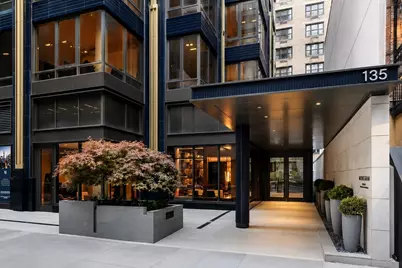 135 E 47th Street #19C, New York City, NY 10017 - Photo 10
