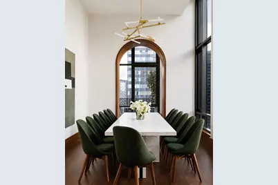 135 E 47th Street #19C, New York, NY 10017 - Photo 6