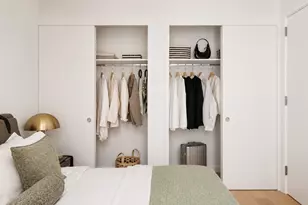 135 E 47th St, New York City, NY 10017 - Photo 8