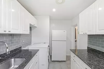 220-17 75th Avenue #85A2, Oakland Gardens, NY 11364 - Photo 4
