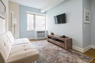211 E 51st St, New York City, NY 10022 - Photo 6