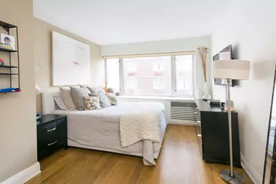 211 E 51st Street #6AB, New York City, NY 10022 - Photo 4