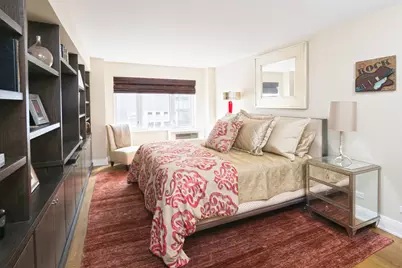 211 E 51st Street #6AB, New York, NY 10022 - Photo 2