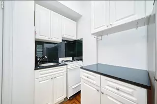 223 E 58th St, New York, NY 10022 - Photo 6