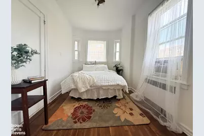 85-10 34th Avenue #421, New York City, NY 11372 - Photo 4