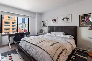 200 E 61st St, New York City, NY 10065 - Photo 8