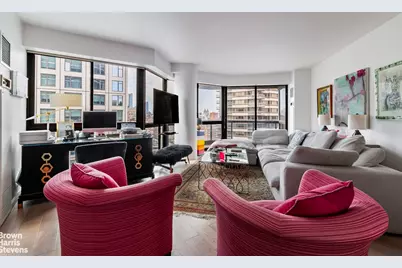 200 E 61st Street #18DE, New York City, NY 10065 - Photo 4