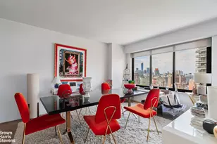 200 E 61st St, New York City, NY 10065 - Photo 8