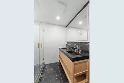 144 Freeman Street #1, New York City, NY 11222 - Photo 6