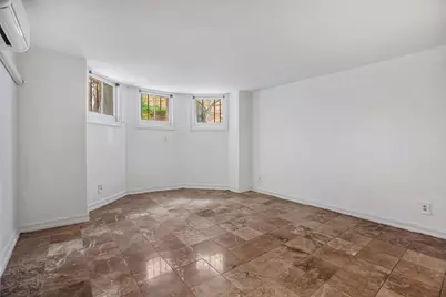 457 Clinton Avenue #1A, Brooklyn, NY 11238 - Photo 8
