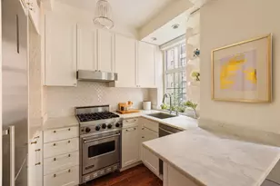 405 W 23rd St, New York, NY 10011 - Photo 4