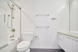 200 E 11th St, New York City, NY 10003 - Photo 10