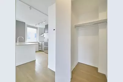 200 E 11th Street #1201, New York, NY 10003 - Photo 6
