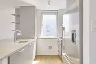 200 E 11th St, New York, NY 10003 - Photo 6