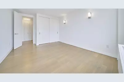 200 E 11th Street #1201, New York, NY 10003 - Photo 8