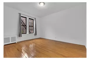918 E 14th St, New York City, NY 11230 - Photo 8
