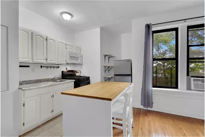 918 E 14th Street #F3, Brooklyn, NY 11230 - Photo 2