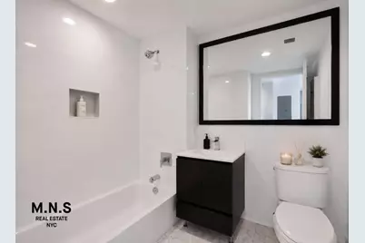 22-44 Jackson Avenue #1710, New York City, NY 11101 - Photo 24